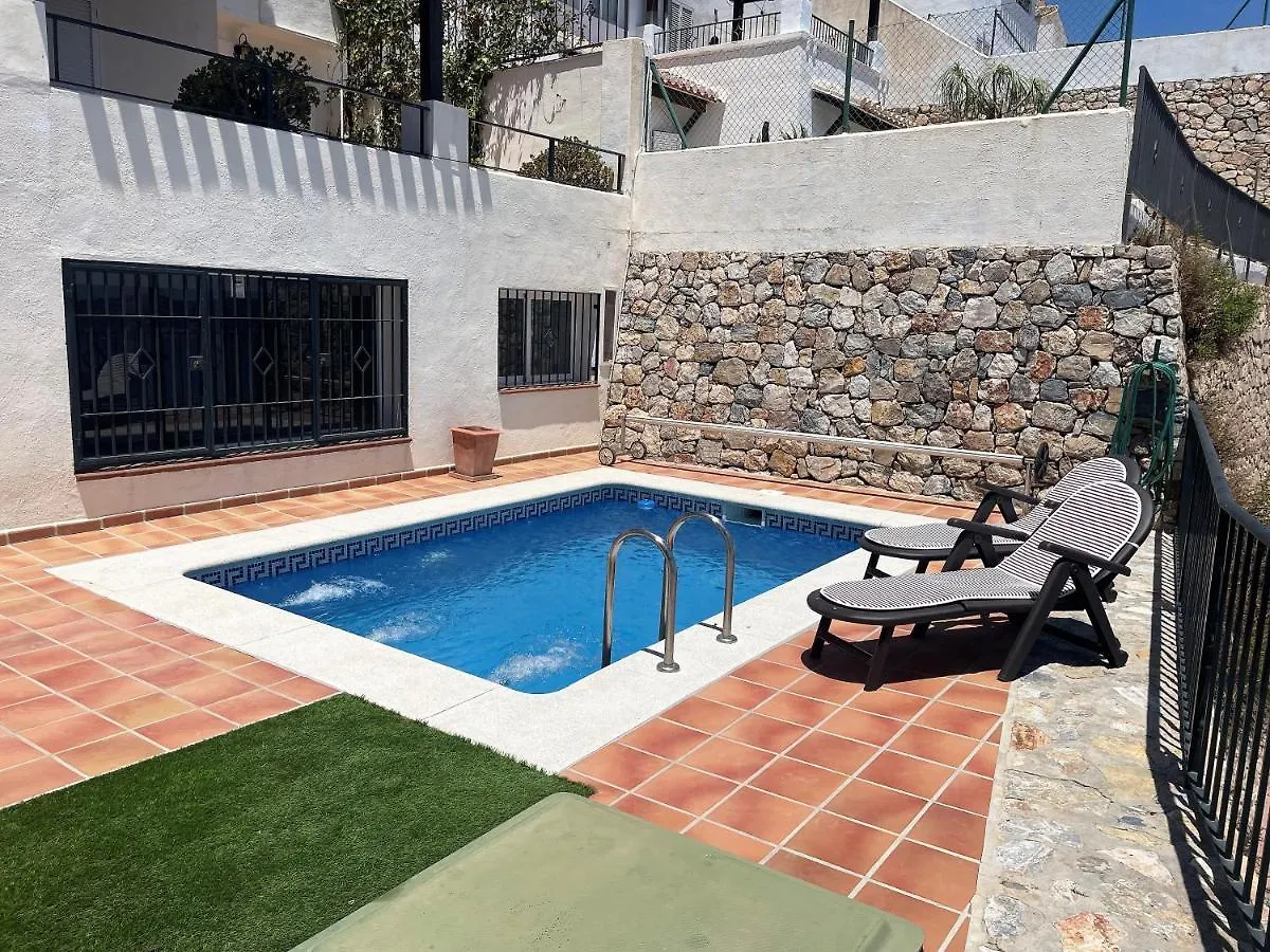 הוילה לה הרדורה Casa Salix וילה